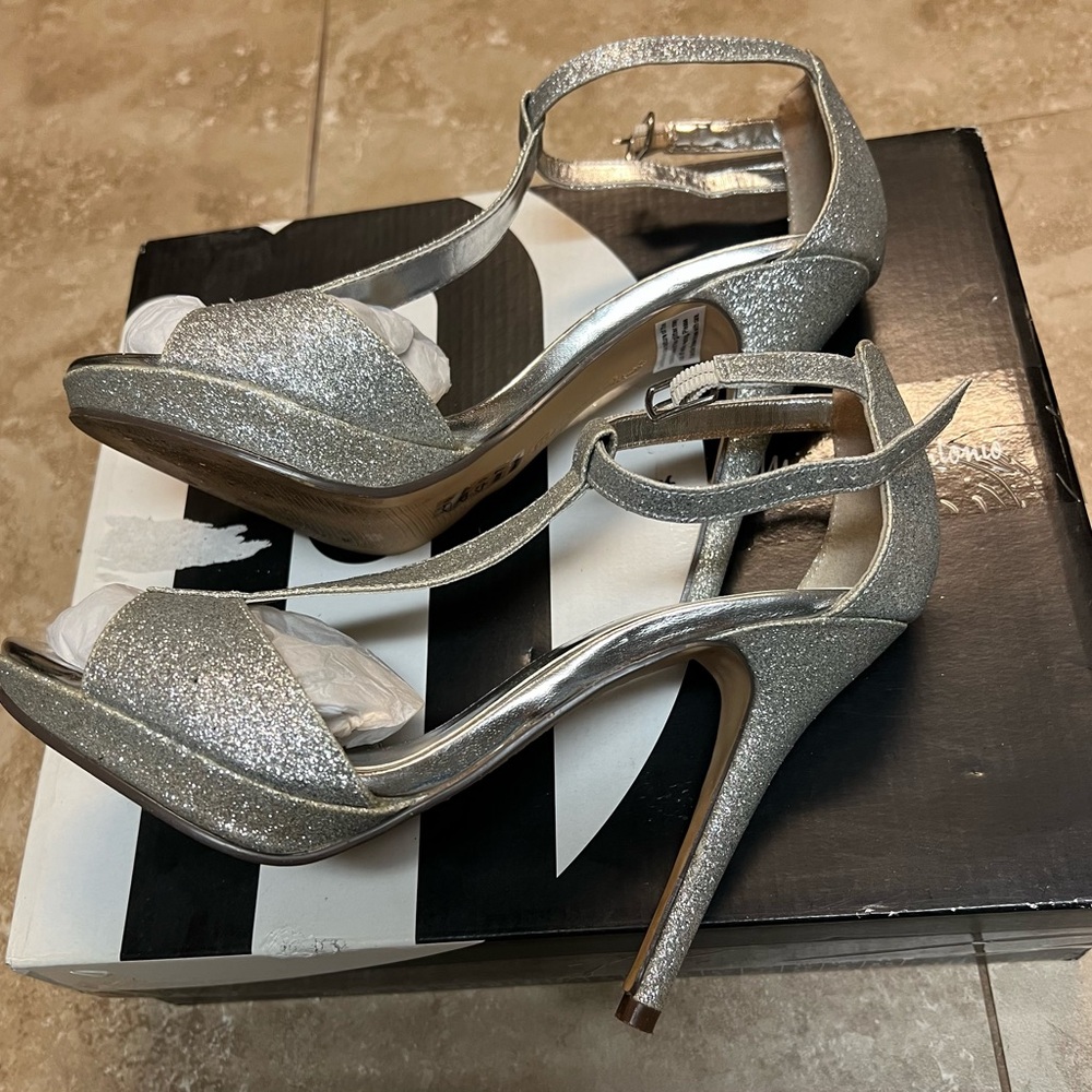 Michael Antonio Sparkling Silver Heels - image 4